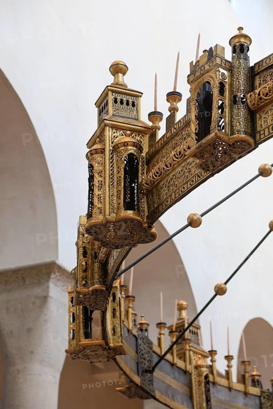 Hezilo chandelier, Hildesheim Cathedral or High Cathedral Church of St. Mary's Ascension in pre-Romanesque style, Cathedral of the Roman Catholic Diocese of Hildesheim, UNESCO World Heritage Site, Hildesheim, Lower Saxony, Germany