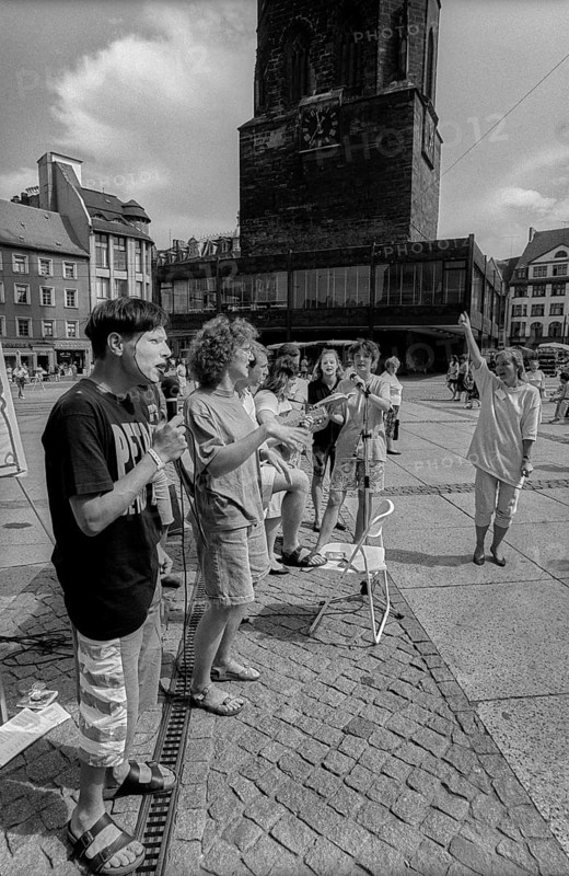 Germany, Halle, 5.8.1992, Market Square, Street Musicians, Red Tower