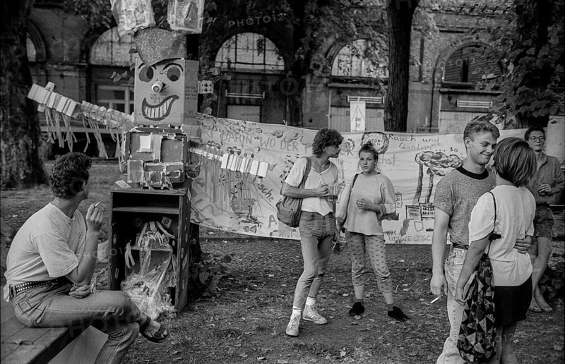 Germany, Berlin, 07.08.1992, Celebration of the first contract between Pfefferberg and the Installation district