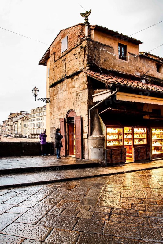 Shops on Ponte Vecchio (Old Bridge). Florence, Province of Florence, Italy. 21.12.2012