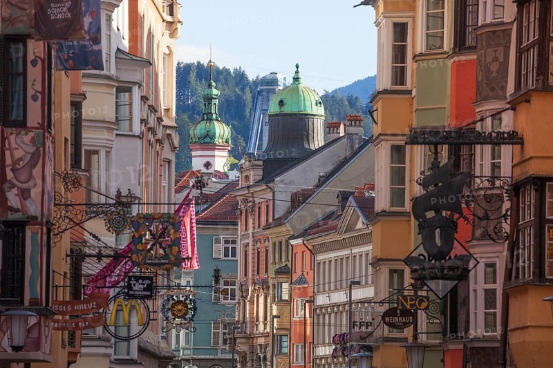 Historic houses in Herzog-Friedrich-Straße, Old Town, Innsbruck, Tyrol, Austria
