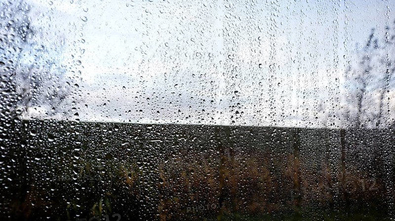 Raindrops on a motorhome window, 14.10.2025, Fehmarn, Schleswig-Holstein, Germany