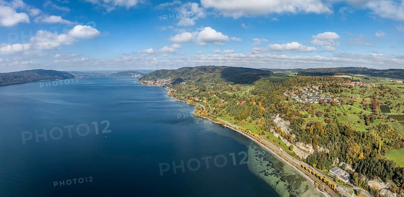 Aerial view, panorama of Lake Constance, Überlinger See, surrounded by autumn vegetation with the village of Hödingen, near Überlingen, on the horizon the Bodenseegemeinde Sipplingen, Bodenseekreis, Baden-Württemberg, Germany