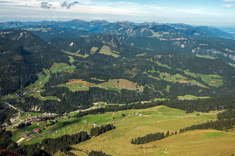 View of Riezlern and Kleinwalsertal from the Fellhorn, back mountains of the Allgäu Alps, Oberstdorf, Oberallgäu, Allgäu, Bavaria, Germany