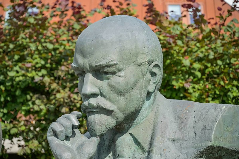 Lenin, bronze statue from Soviet times, History Museum, Estonian History Museum Maarjamäe Palace, Maarjamäe, Tallinn, Estonia