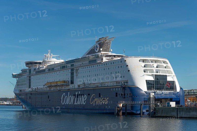 Norwegian Color Line ferry and cruise ship Color Magic, Kiel port, car loading, Kiel Fjord, Schleswig-Holstein, Germany