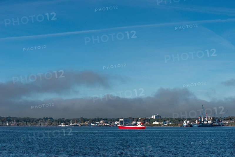 State capital Kiel, industry and shipyards in the Friedrichsort district, dock, cranes, economy, industry, marina, Schleswig-Holstein, Germany