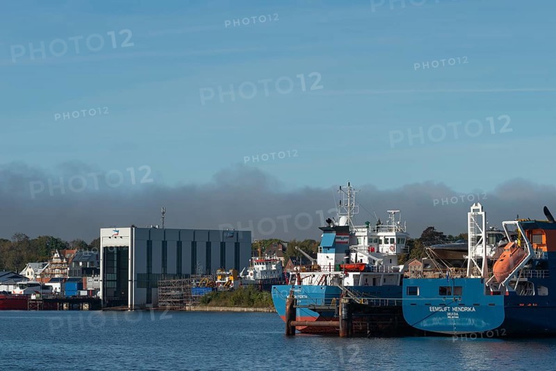 State capital Kiel, industry and shipyards in the Friedrichsort district, shipyard Gebr. Friedrich Kiel, Halle, economy, industry, Schleswig-Holstein, Germany