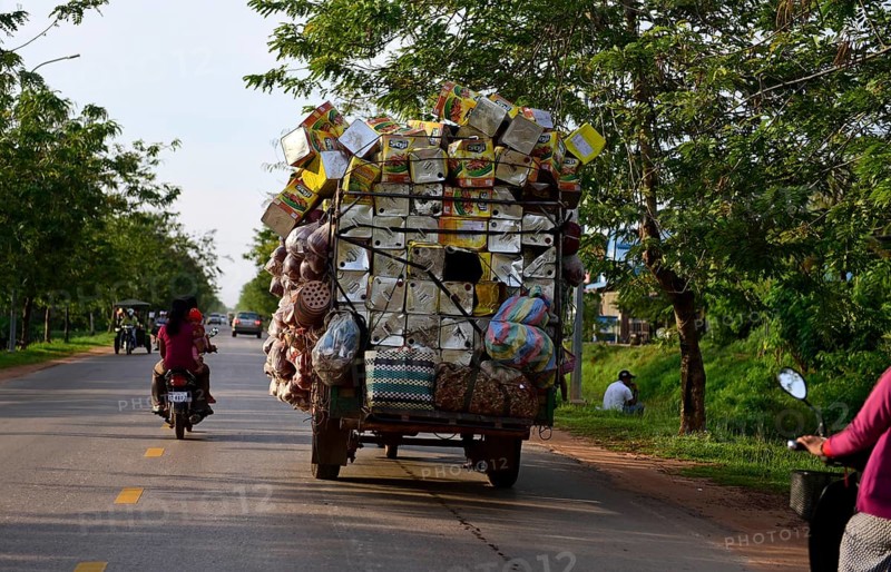 Cambodia, motorized peddler