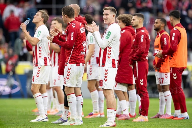 Dominique Heintz (1.FC Cologne, defense, #3), Isak Joannesson (1.FC Cologne, midfield, #18), Timo Hübers (1.FC Cologne, defense, #4), COLOGNE, Germany - OCTOBER 18: During the Bundesliga match between FC Cologne vs. FC Augsburg at Rheinenergie-Stadion on matchday 8 of the 1st Bundesliga on October 18, 2025 in Cologne, Germany. DFL REGULATIONS PROHIBIT ANY USE OF PHOTOGRAPHS AS IMAGE SEQUENCES AND/OR QUASI-VIDEO, Rheinenergie-Stadion, Cologne, North Rhine-Westphalia, Germany
