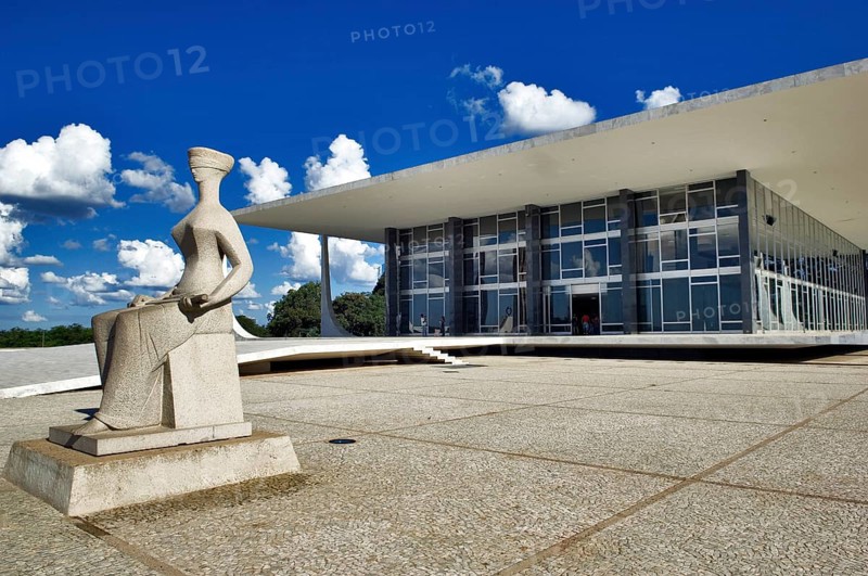 Supremo Tribunal Federal - Escultura de Alfredo Ceschiatti - JUS, Brasilia, DF, Brazil