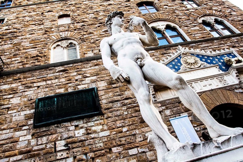 Reproduction of Michelangelo's statue David at the entrance of Palazzo Vecchio, in Piazza della Signoria. Florence, Province of Florence, Italy. 18.12.2012