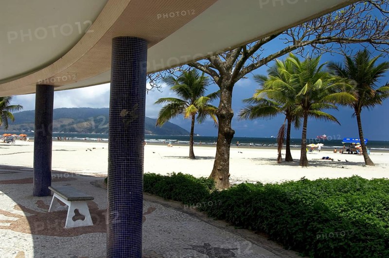 Pergola, Gardens of the Beach of Santos, Beach of the Boqueirão, Santos, São Paulo, Brazil