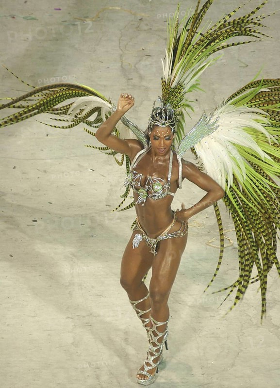 Graciane Barbosa, Queen of Battery, Carnival 2009, School of Samba Mangueira, Rio de Janeiro, Brazil