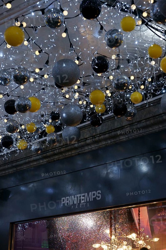 Decorations, Printemps, Boulevard Haussmann - 75008, (75), Paris, France
