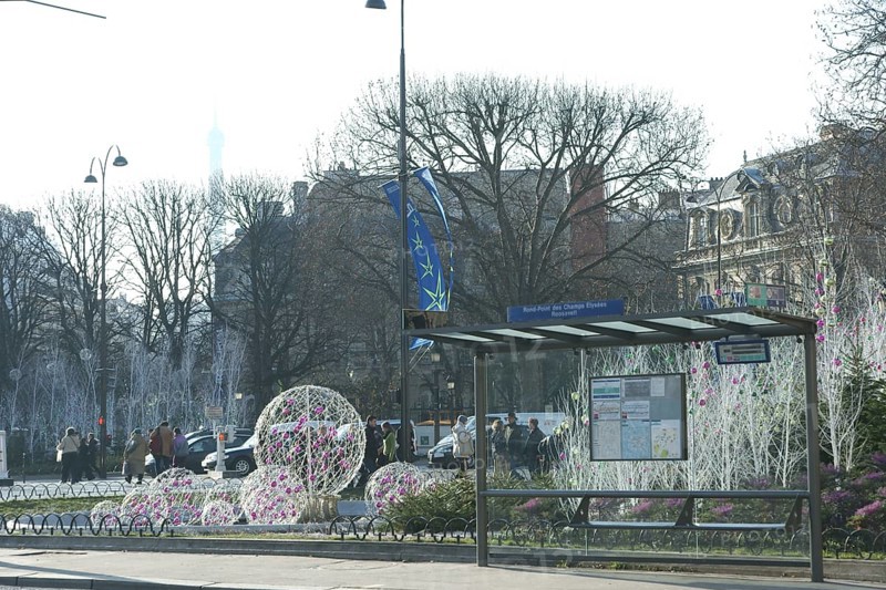 Square, Champs-Elysées, 75008, (75), Paris, France