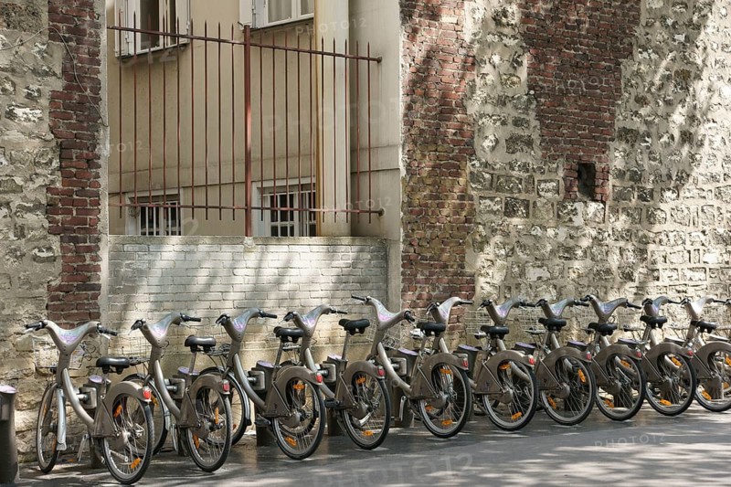 Bicycle, Vehicles, Bolougne-Billancourt, Hauts-de-Seine (92), Ile de France, France