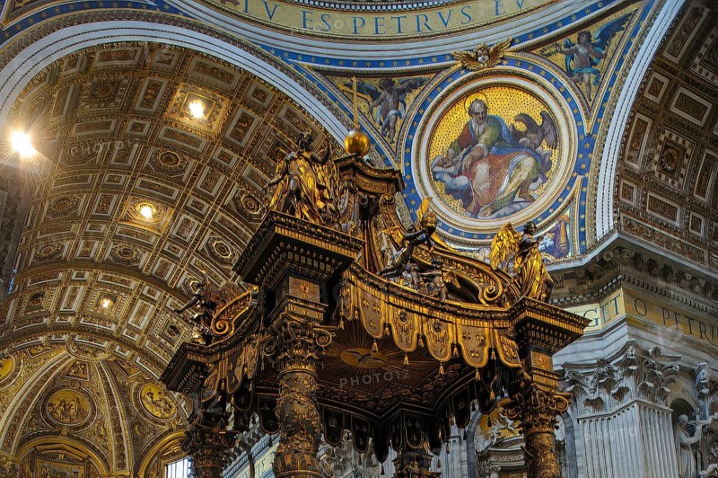 View from below up to top of canopy canopy ciborium by Gian Giovanni Lorenzo Bernini over the tomb of Peter and papal altar in St. Peter's Basilica, Basilica of St. Peter, Vatican, Rome, Lazio, Italy