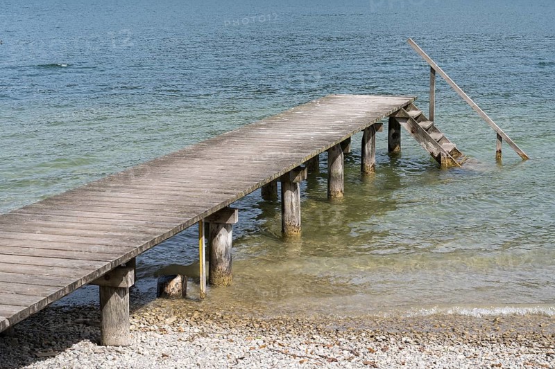 Badesteg am Ufer des Tegernsee, Bad Wiessee, Upper Bavaria, Bavaria, Germany