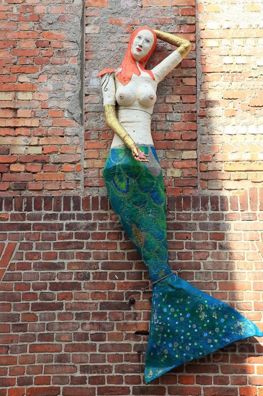 Mermaid from papier-mâchee, Stralsund, Vorpommern-Rügen district, Mecklenburg-Western Pomerania, Germany (permanent work of art by the Kabruusch company in public space)