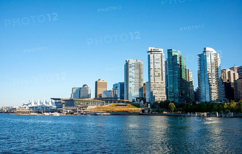 Skyline, skyscrapers on the promenade, Coal Harbour, Vancouver, British Columbia, Canada
