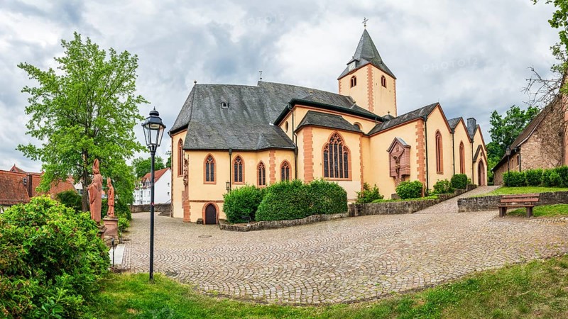 Church, spa city of Bad Orb, Spessart Nature Park, Main-Kinzig district, Hesse, Germany