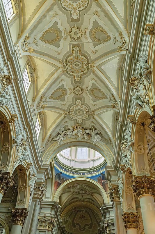 Cattedrale di San Giovanni Battista interior, Ragusa, Ragusa province, Sicily, Italy