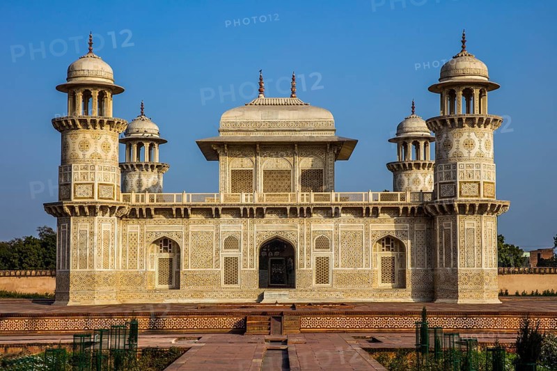 Itmad-ud-Daulah Mausoleum, Agra