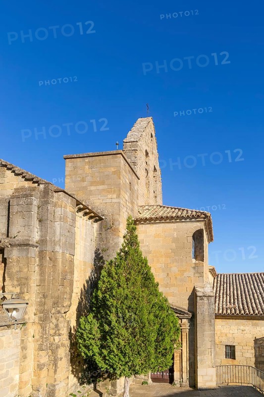 Iglesia de San Esteban, Romanesque church, medieval village of Sos del Rey Católico, Cinco Villas Zaragoza province, Aragon, Spain