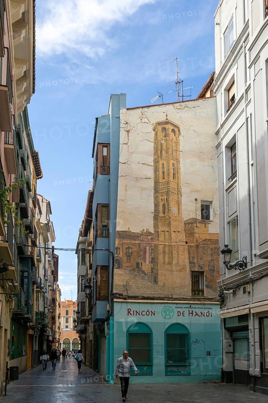 Painting mural of the Leaning Tower, Torre Nueva, Zaragoza, Aragon, Spain, Europe demolished 1892 - Rincon de Hanoi Vietnamese restaurant