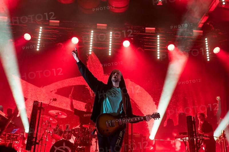 IDOT (Tobias von Kitzing), guitarist from Irie Révoltés live on Irieunion - Le Re-Tour pour une année! Tour in Berlin's Columbiahalle on 31.10.2025