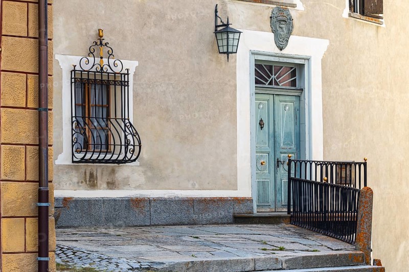 House entrance, Gengadin houses, historic houses, Guarda, Engadin, Graubünden, Switzerland
