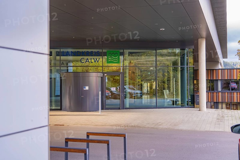 Calw district entrance area with glass façade and modern design, Calw District Office, Calw, Germany