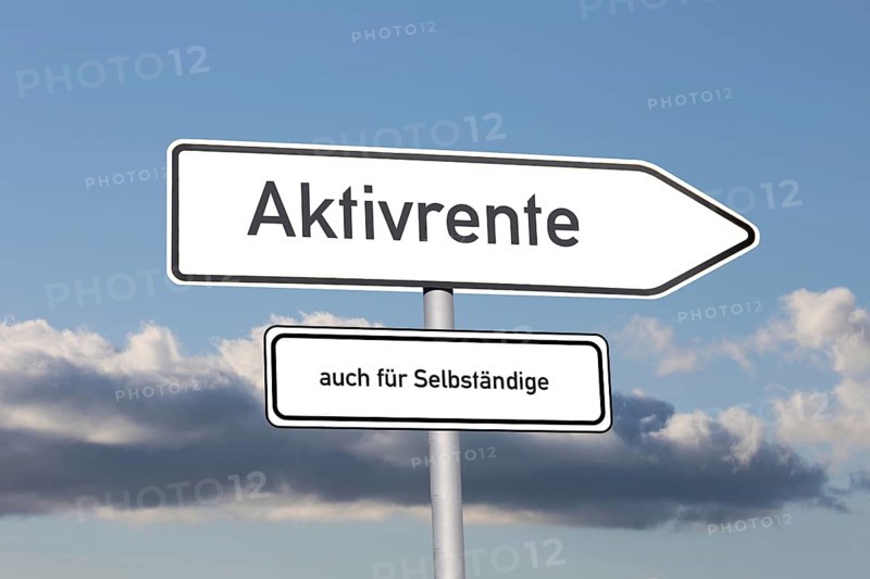 (Photo montage) Directional arrow with the inscription ACTIVRENTE, underneath a sign saying ALSO FOR THE SELF-EMPLOYED