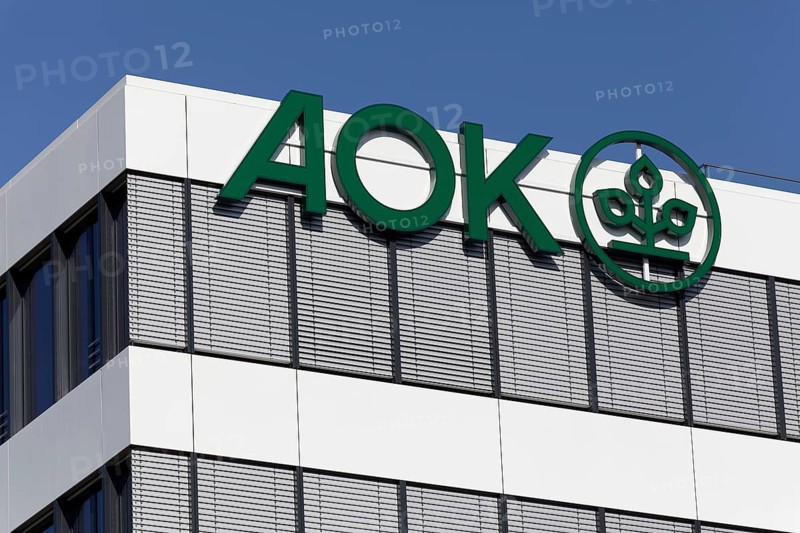 AOK Rheinland Hamburg, logo on building, health insurance, Düsseldorf, North Rhine-Westphalia, Germany