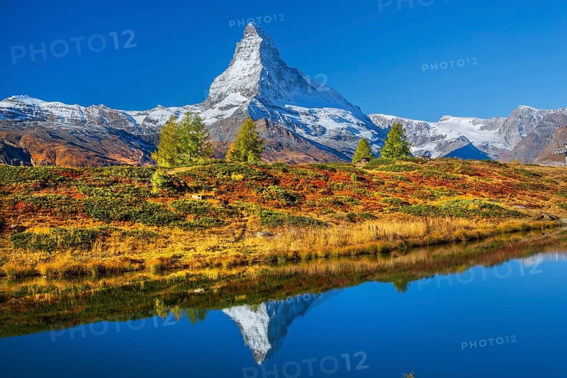 Matterhorn 4478 m with reflection in Leisee on the Sunnegga in autumn, Zermatt, Mattertal, Valais, Switzerland