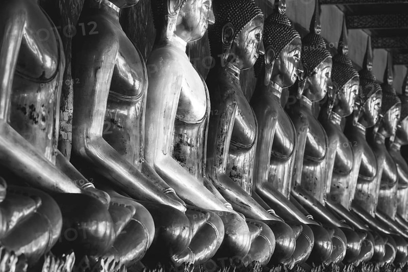 Gilded Buddha statues (Bhumispara mudra: Buddha Gautama at the moment of enlightenment), Wat Suthat Thepwararam, Royal Temple, Phra Nakhon, Bangkok, Thailand