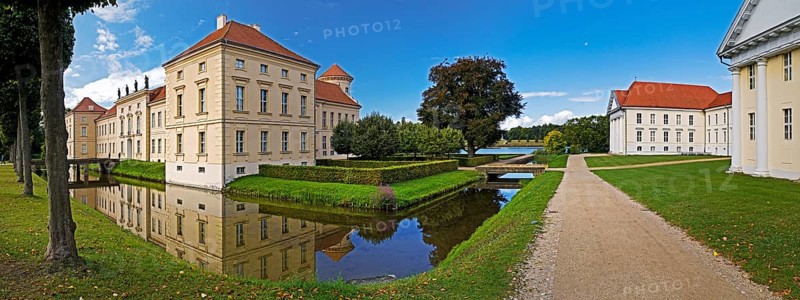 Rheinsberg Castle with the Castle Theatre, countryside, Ostprignitz-Ruppin district, prime example of Friederician Rococo, Brandenburg, Germany
