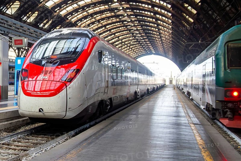 EuroCity-Express (ECE) at Milan train station. The train goes from Frankfurt to Milan and vice versa