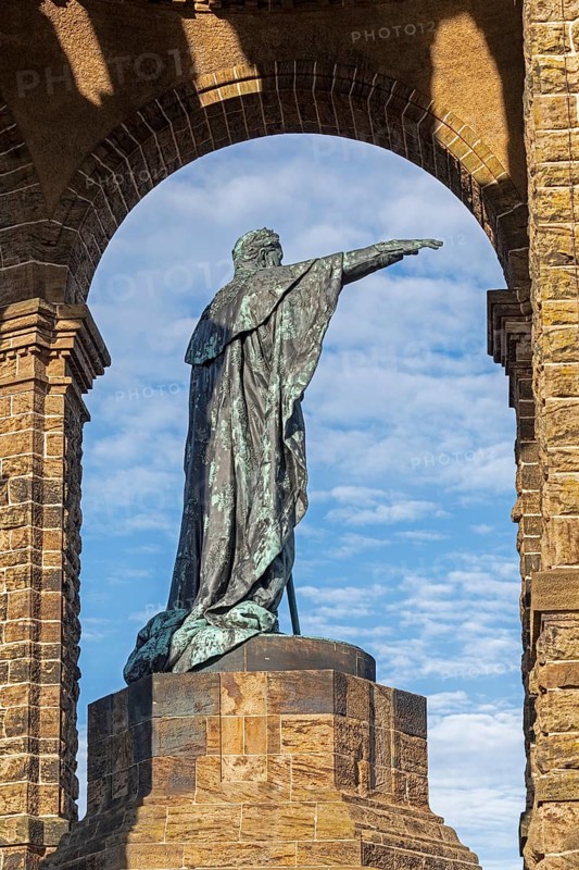 Statue, Kaiser Wilhelm Memorial, Porta Westfalica, North Rhine-Westphalia, Germany