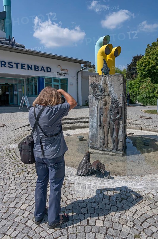 Photogrtaf photographs the Zanner fountain, created by artist Christa Bruder-Schön, erected in 2017 in front of Kurfürstenbad, Amberg, Upper Palatinate, Bavaria, Germany