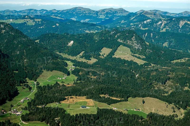 View from the Fellhorn to Riezlern-Außerschwende and Kleinwalsertal, back mountains of the Allgäu Alps, Oberstdorf, Oberallgäu, Bavaria, Germany