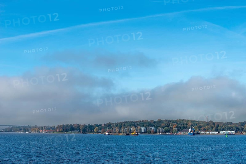 Kiel Fjord, Holtenau district, Kiel, Baltic Sea, tonnenhof of the Kiel Water Management Office, WSA, tugboat, Holtenau lighthouse, marina, hillside, forest, Schleswig-Holstein, Germany