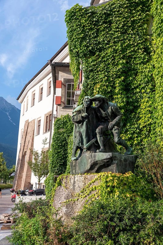 Andreas Hofer monument, honours the Tyrolean national hero and leader of the 1809 freedom struggle, Innbruck, Tyrol, Austria