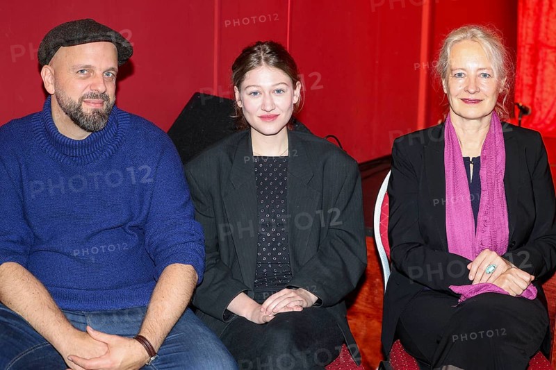 Tibor Locher, Johanna Marie Bourgeois and Irene Christ at the annual press conference for the 2025/2026 season at the Theater am Frankfurter Tor. Berlin, 07.10.2025