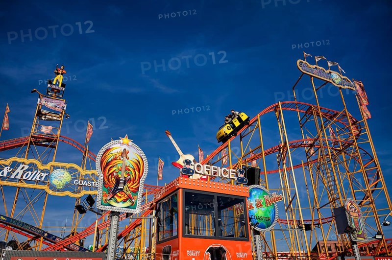 Roller coaster, roller coaster, rides, Cannstatter Wasen, fair, funfair, spring festival, folk festival, Bad Cannstatt, Stuttgart, Baden-Württemberg, Germany