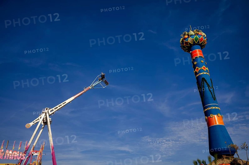 Fruit column, landmark, fairground ride, Cannstatter Wasen, funfair, carnival, spring festival, folk festival, Bad Cannstatt, Stuttgart, Baden-Württemberg, Germany