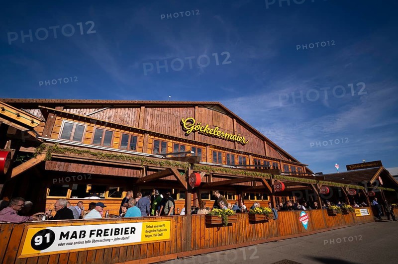 Beer tent, Göckelesmaier, outdoor catering, Cannstatter Wasen, funfair, carnival, spring festival, folk festival, Bad Cannstatt, Stuttgart, Baden-Württemberg, Germany