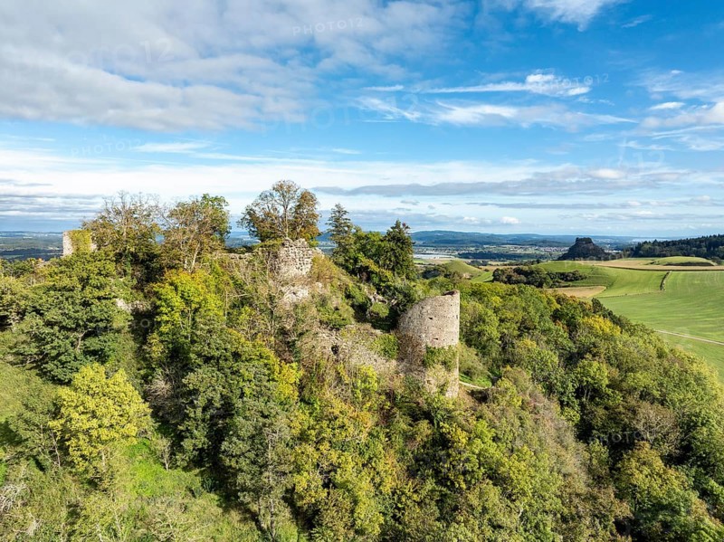 Aerial view of the Hegau volcano and the Mägdeberg castle ruins, with the Hohenkrähen on the horizon, district of Constance, Baden-Württemberg, Germany