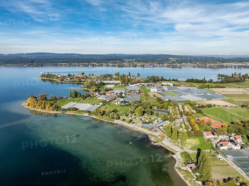 Aerial view of the north-western tip of the island of Reichenau in Lake Constance, with the campsite, outdoor catering and Sandseele lido, district of Constance, Baden-Württemberg, Germany